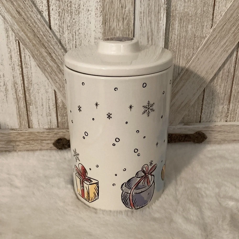 Disney Winnie the Pooh Christmas Canister